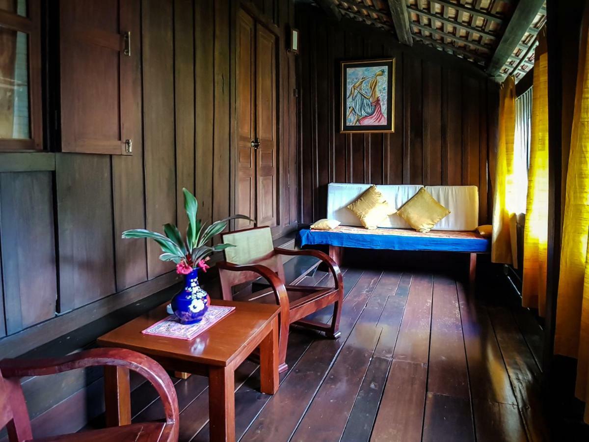 Villa Maydou Boutique Hotel Луанг Прабанг Екстериор снимка